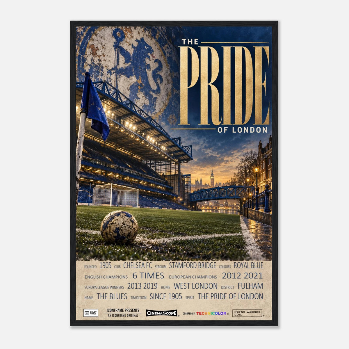 Chelsea Poster „The Pride of London“ – 40 × 60 cm, mit schwarzem Holzrahmen vor hellem Hintergrund