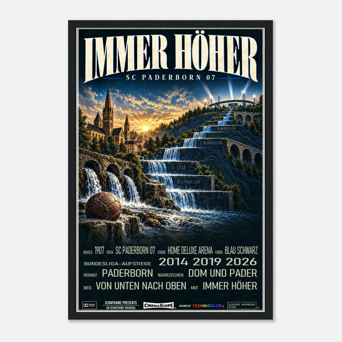 SC Paderborn 07 Poster „Immer höher“ – 30 × 45 cm, mit schwarzem Holzrahmen vor hellem Hintergrund