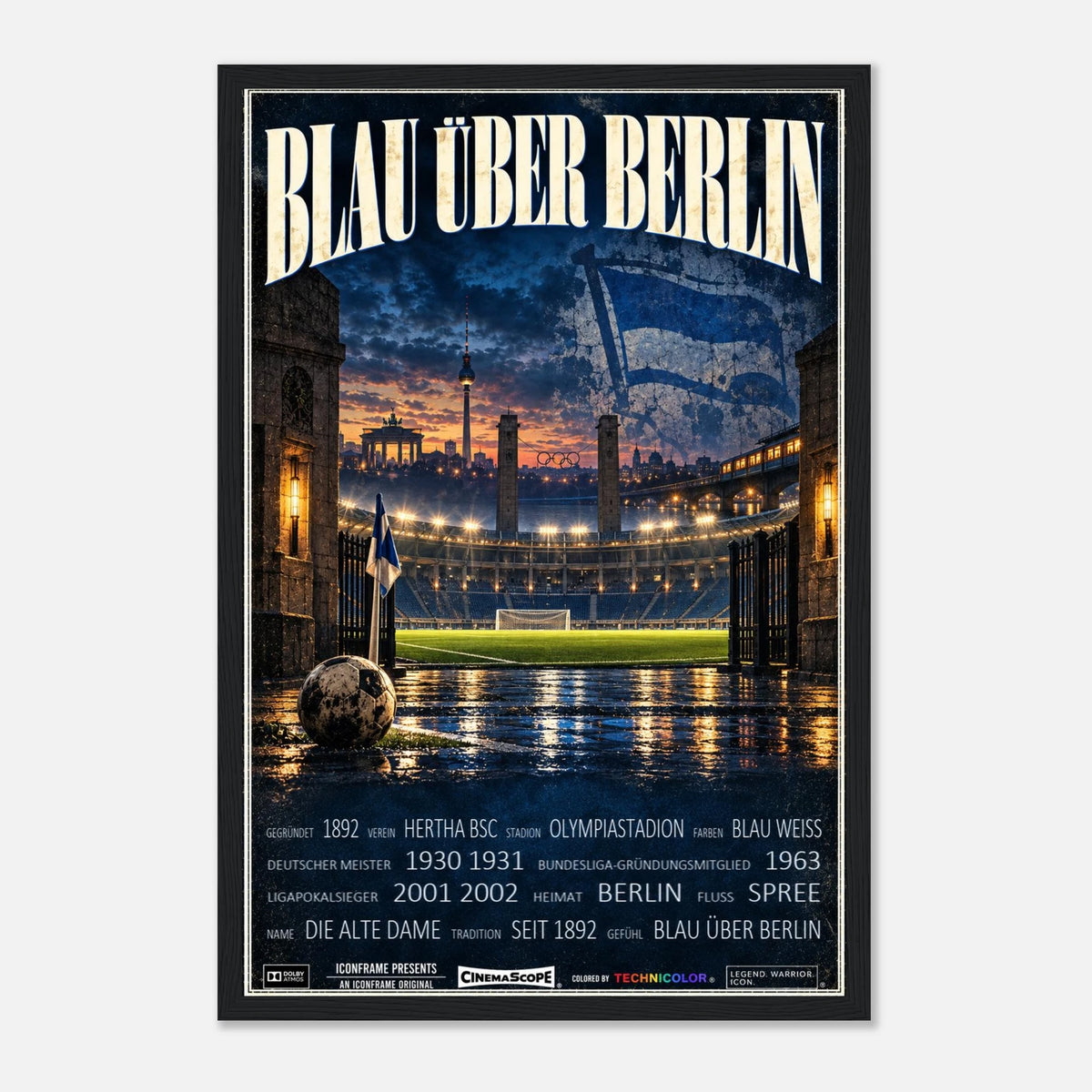 Hertha BSC Poster „Blau über Berlin“ – 30 × 45 cm, mit schwarzem Holzrahmen vor hellem Hintergrund