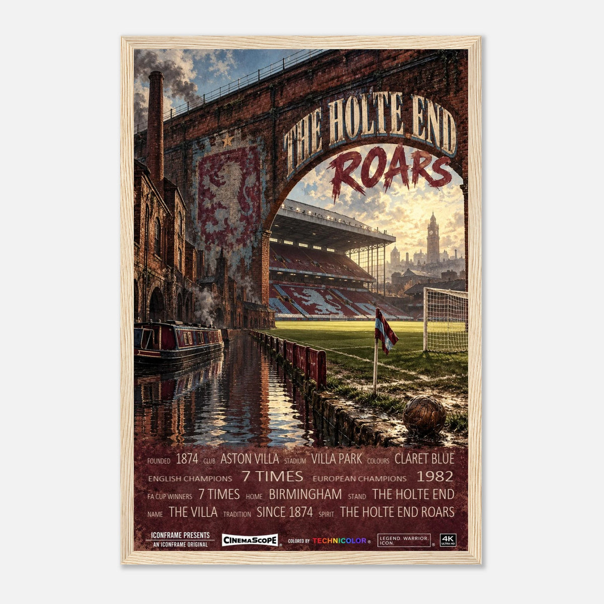 Aston Villa Poster „The Holte End Roars“ – 30 × 45 cm, mit naturfarbenem Holzrahmen vor hellem Hintergrund