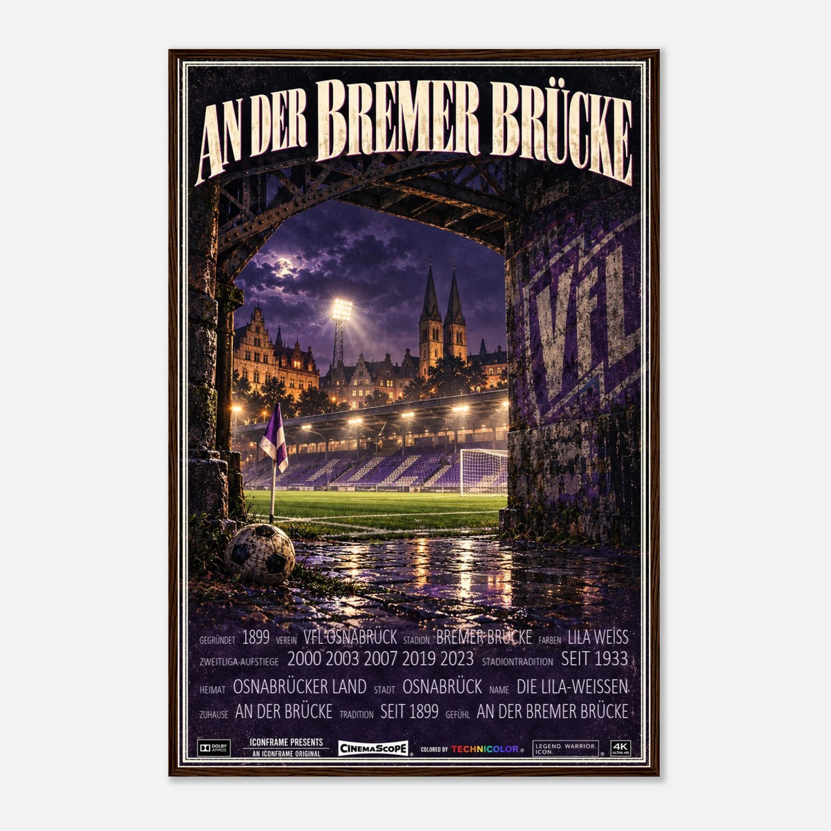 VfL Osnabrück Poster „An der Bremer Brücke“ – 60 × 90 cm, mit dunkelbraunem Holzrahmen vor hellem Hintergrund