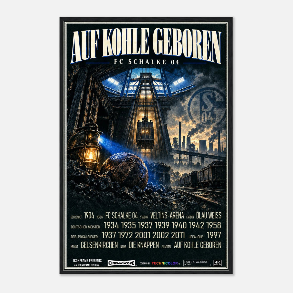 Schalke 04 Poster „Auf Kohle geboren“ – 60 × 90 cm, mit schwarzem Holzrahmen vor hellem Hintergrund