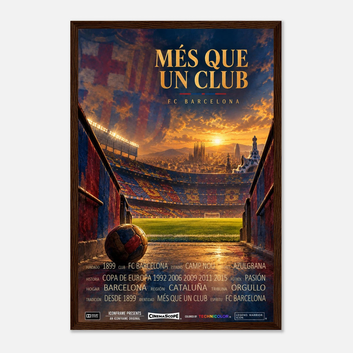 FC Barcelona Poster „Més que un club“ – 30 × 45 cm, mit dunkelbraunem Holzrahmen vor hellem Hintergrund