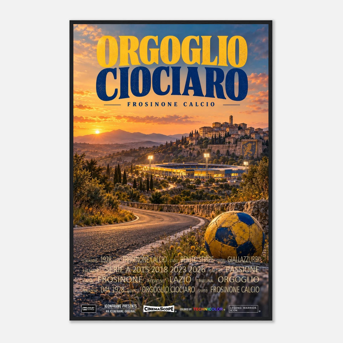 Frosinone Calcio Poster „Orgoglio Ciociaro“ – 60 × 90 cm, mit schwarzem Holzrahmen vor hellem Hintergrund