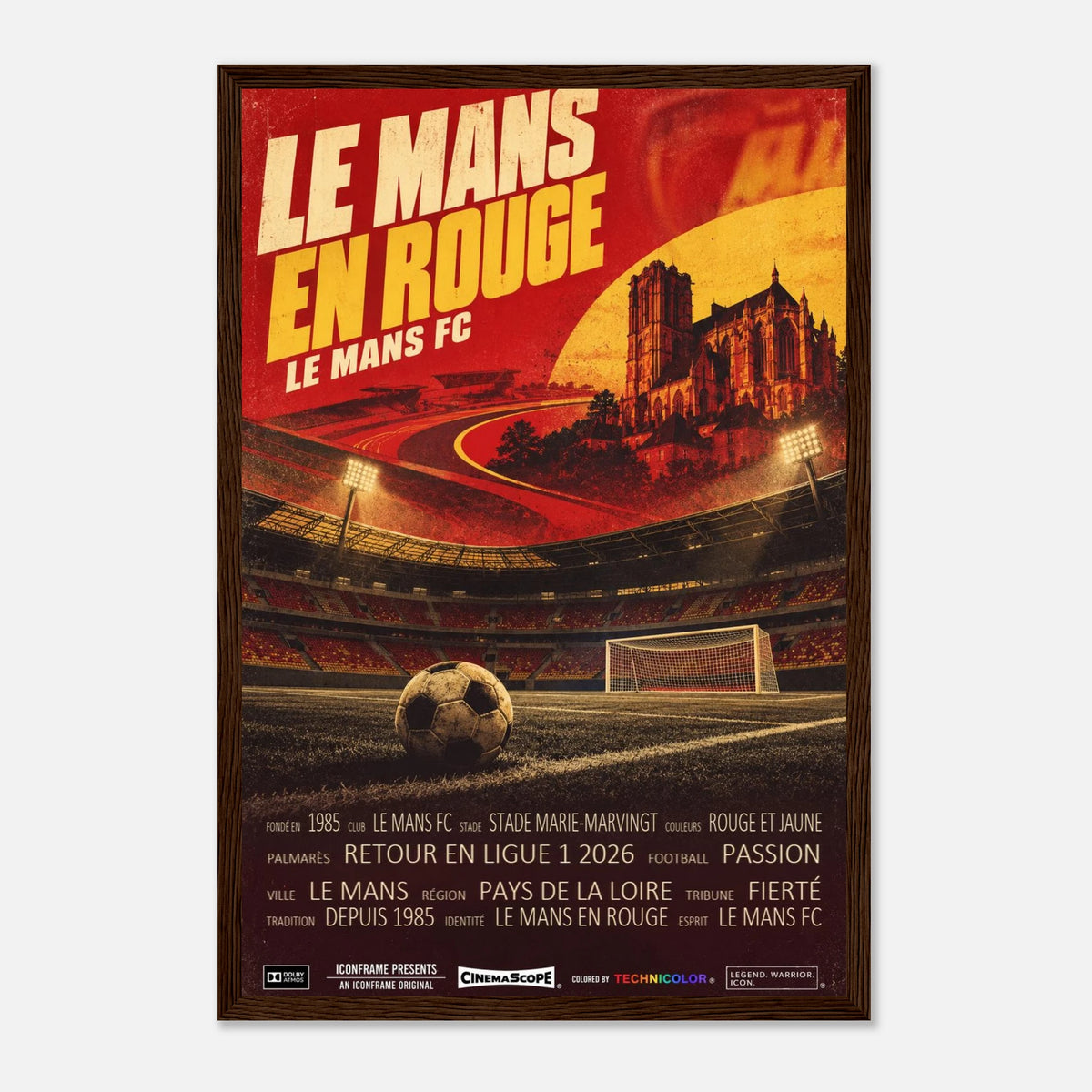 Le Mans FC Poster „Le Mans en Rouge“ – 30 × 45 cm, mit dunkelbraunem Holzrahmen