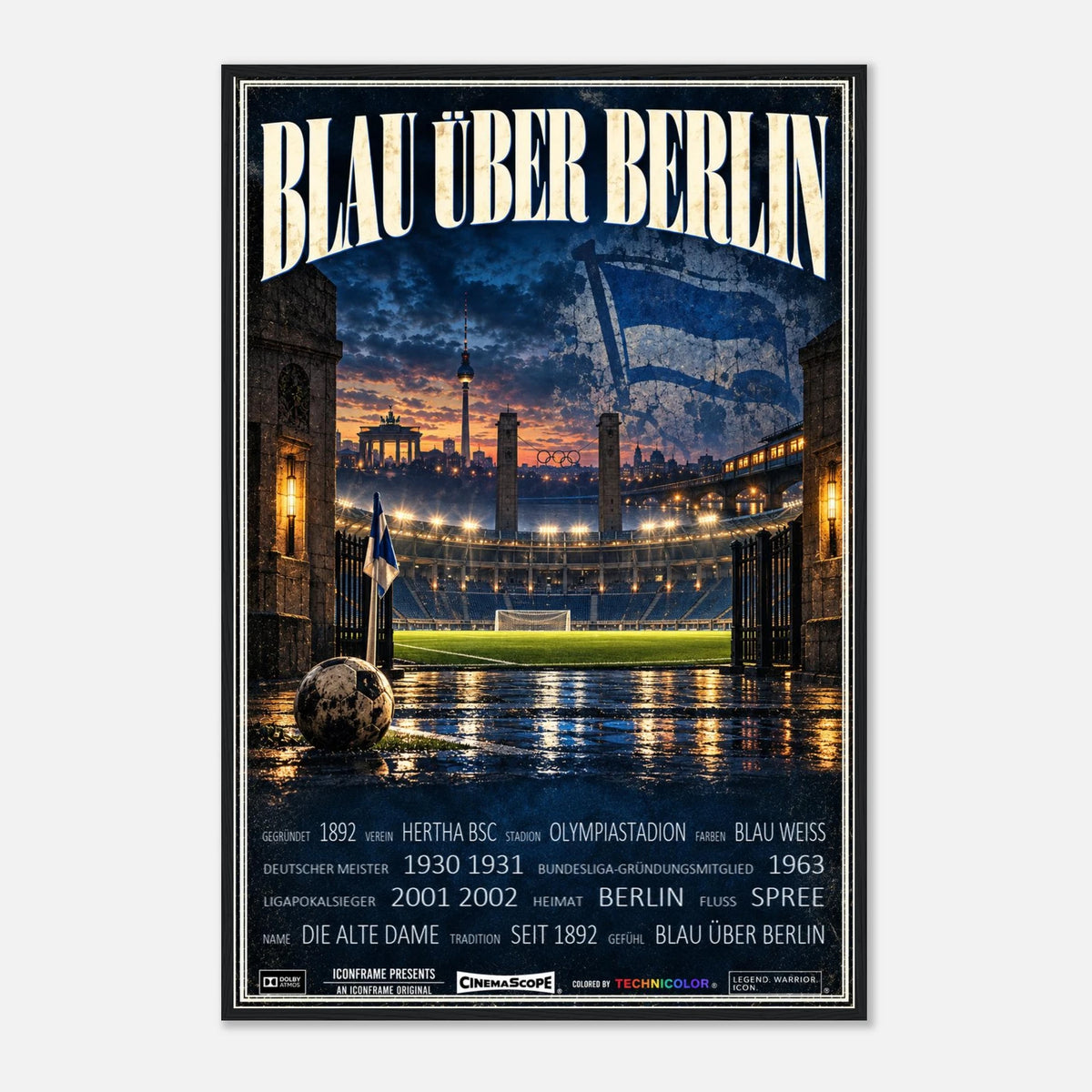 Hertha BSC Poster „Blau über Berlin“ – 60 × 90 cm, mit schwarzem Holzrahmen vor hellem Hintergrund