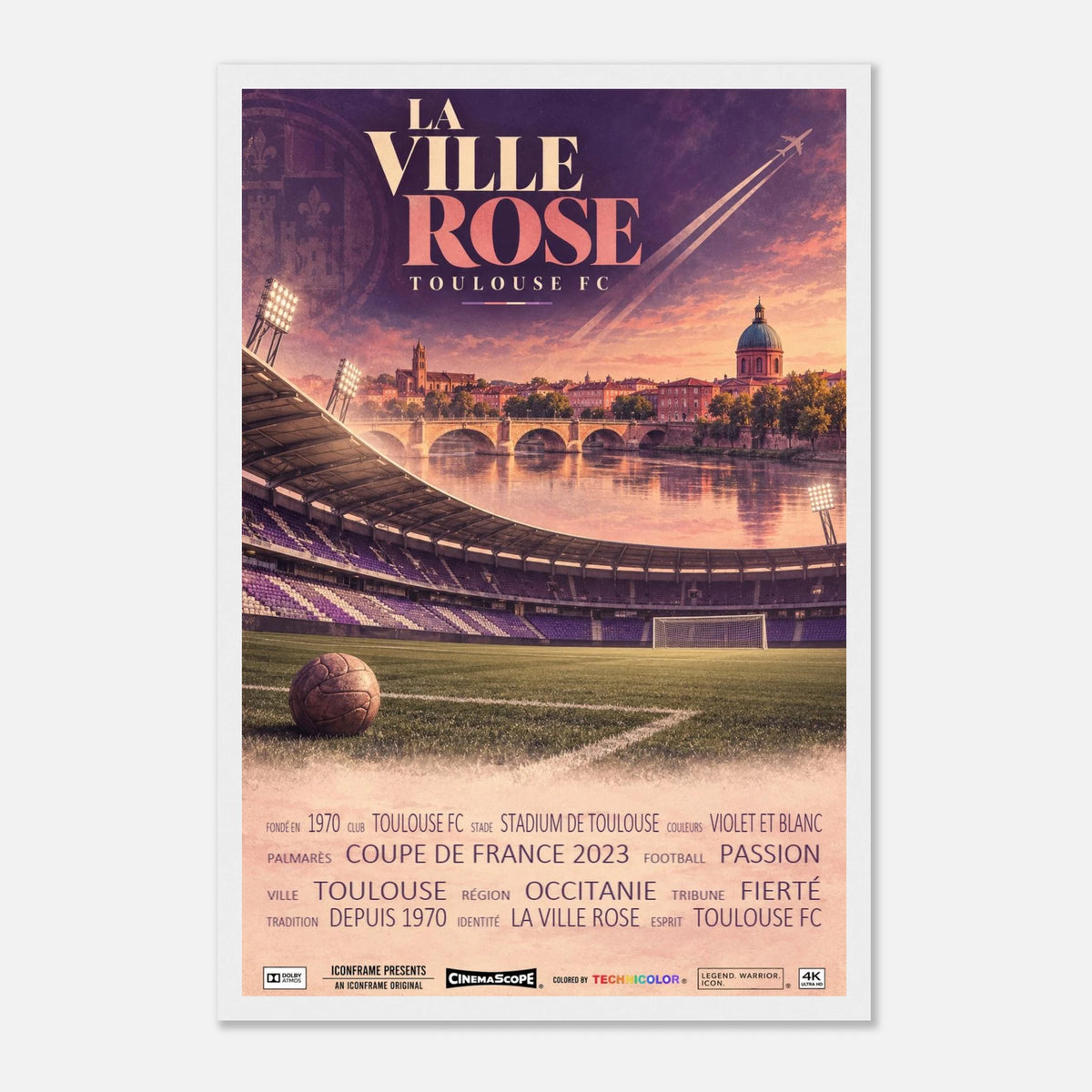 FC Toulouse Poster „La Ville Rose“ – 30 × 45 cm, mit weißem Holzrahmen