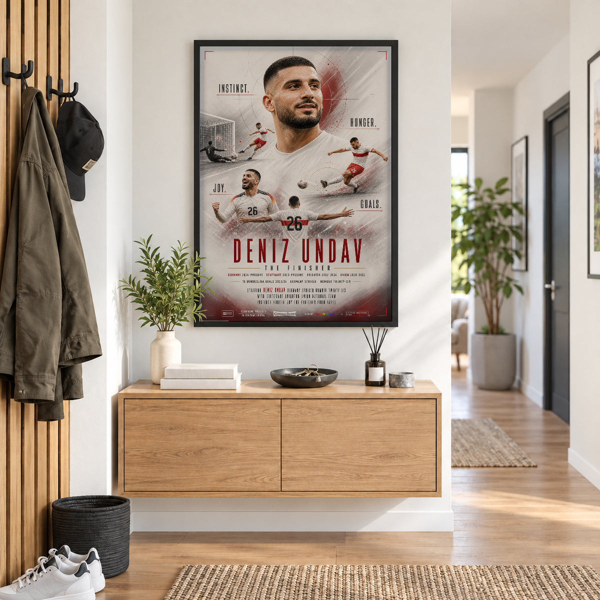Deniz Undav Poster im Flur