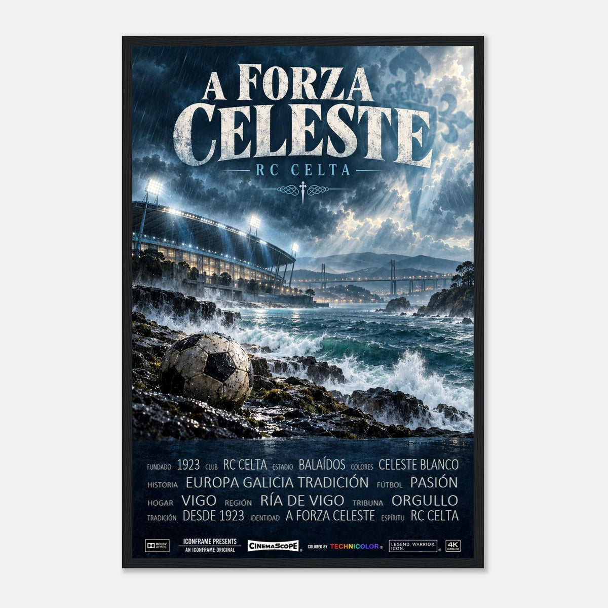 Celta Vigo Poster „A Forza Celeste“ – 40 × 60 cm, mit schwarzem Holzrahmen vor hellem Hintergrund