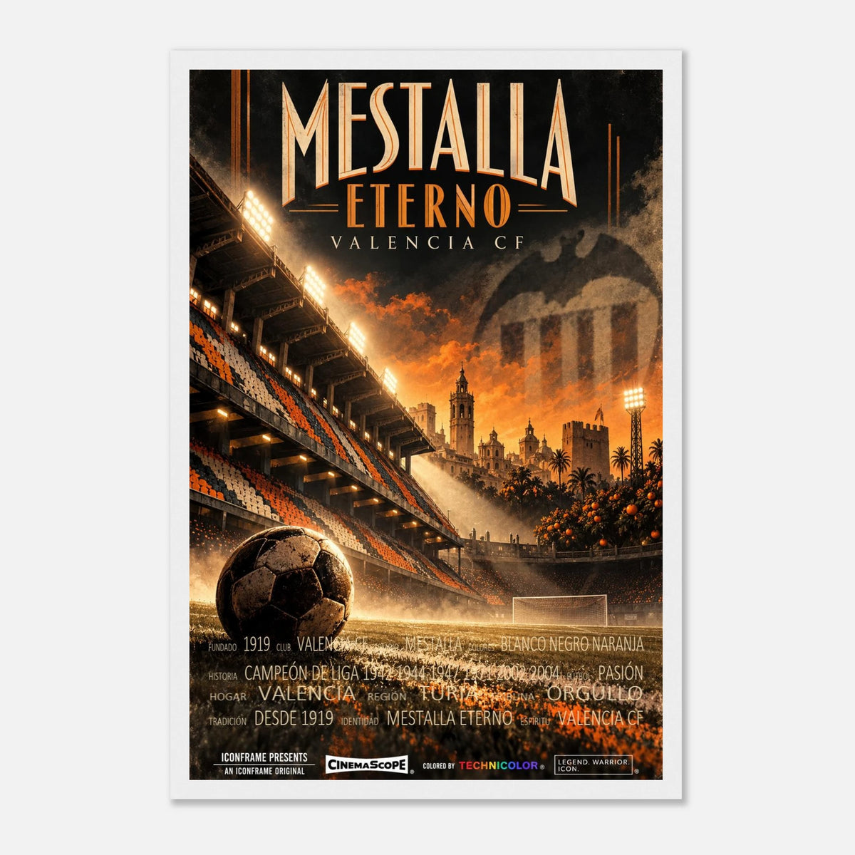 FC Valencia Poster „Mestalla Eterno“ – 30 × 45 cm, mit weißem Holzrahmen vor hellem Hintergrund