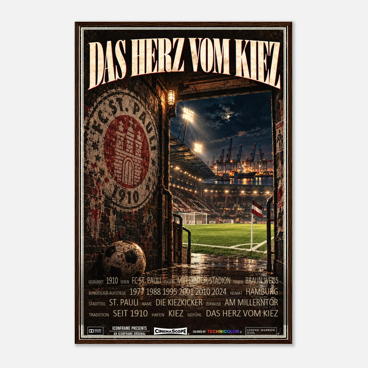 St. Pauli Poster „Das Herz vom Kiez“ – 60 × 90 cm, mit dunkelbraunem Holzrahmen vor hellem Hintergrund