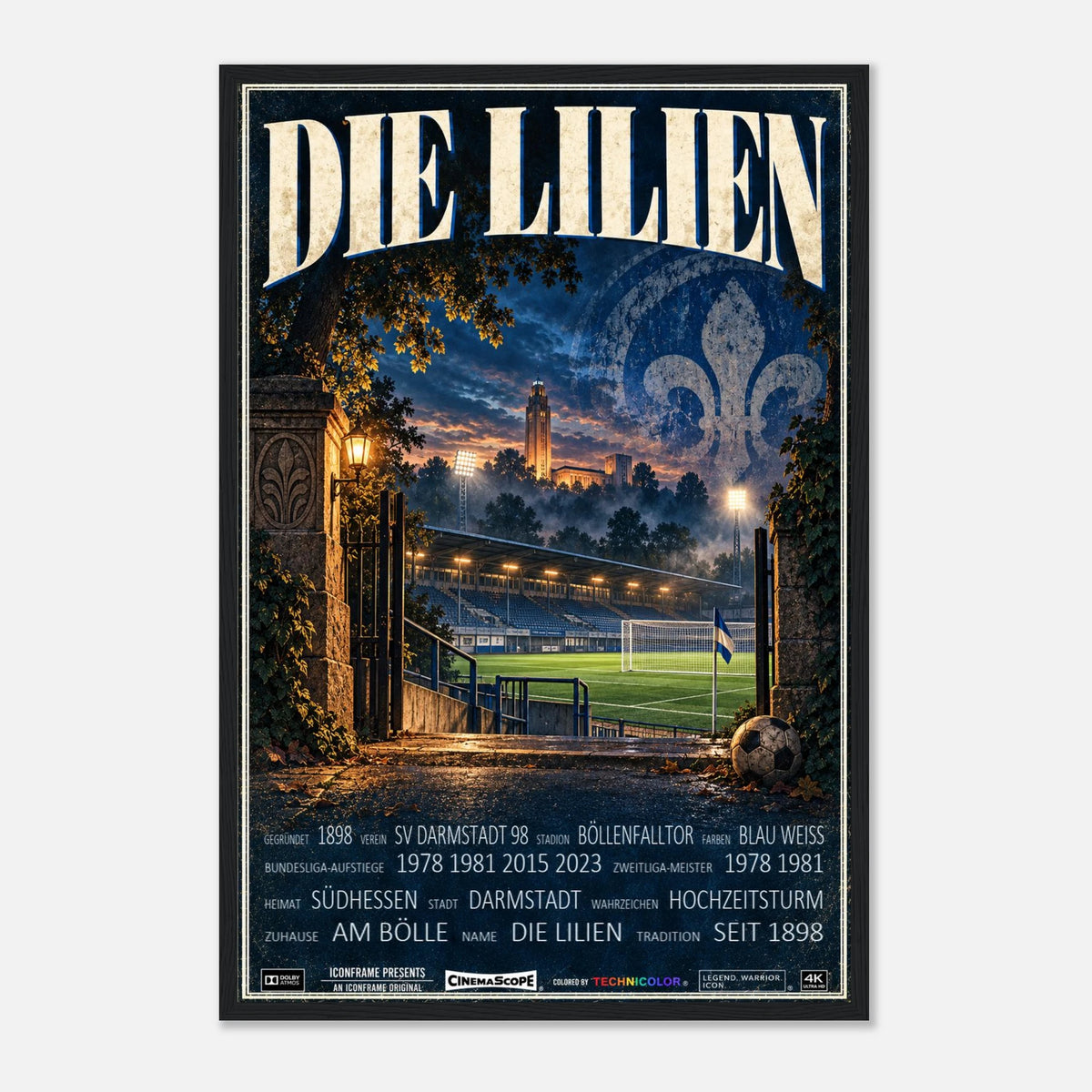 Darmstadt 98 Poster „Die Lilien“ – 40 × 60 cm, mit schwarzem Holzrahmen vor hellem Hintergrund
