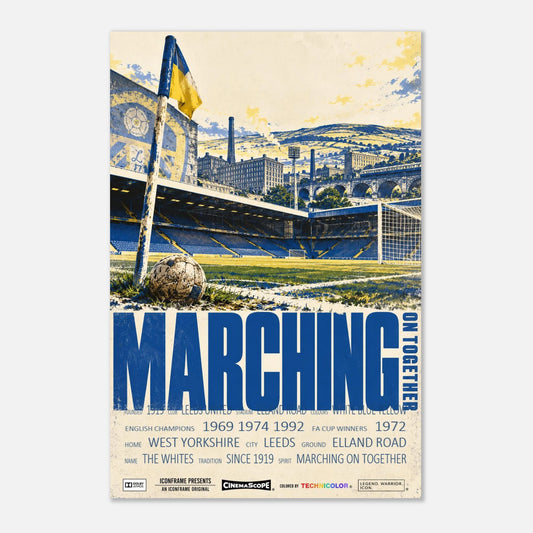 Leeds United Poster „Marching on Together“ – 60 × 90 cm, ohne Rahmen vor hellem Hintergrund