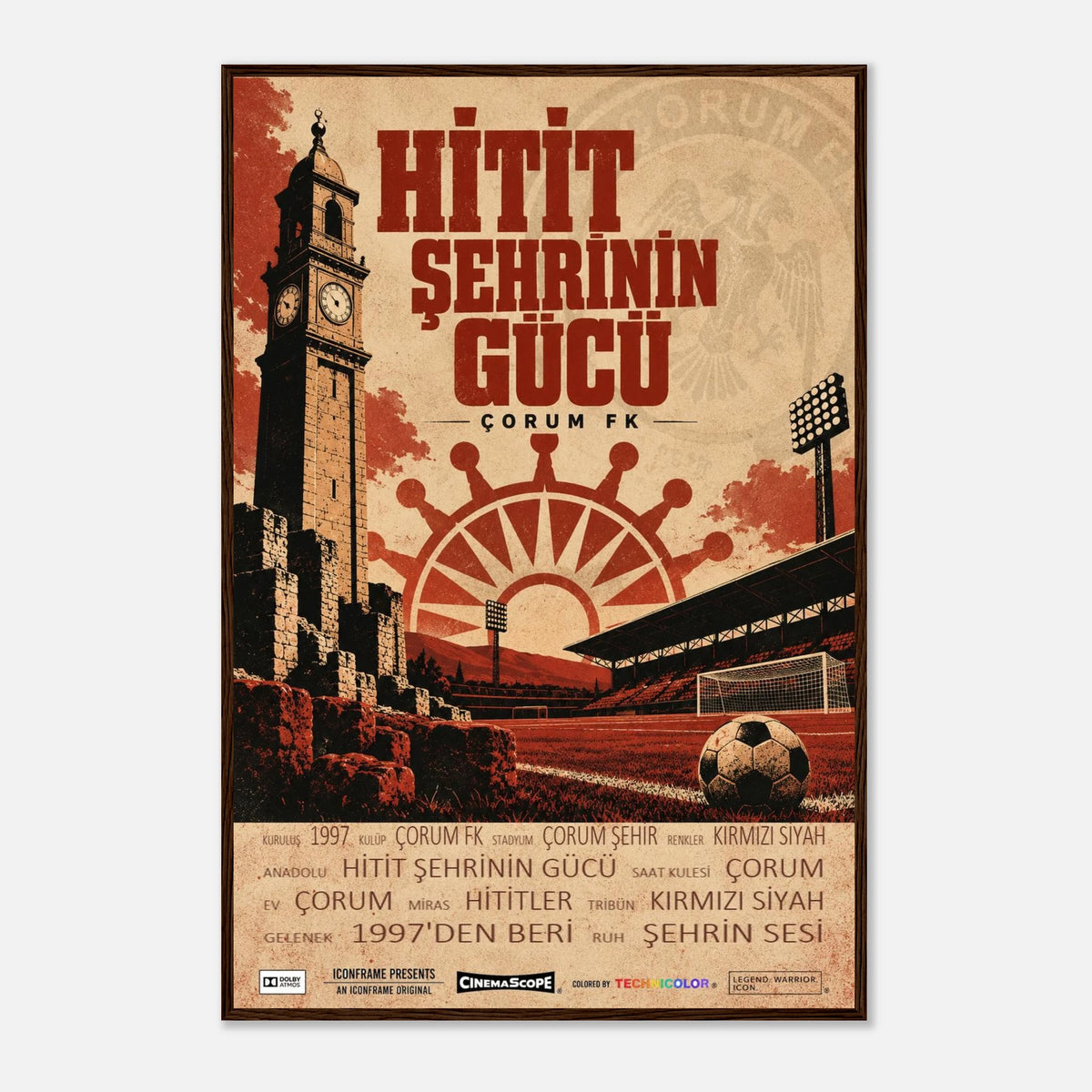 Çorum FK Poster „Hitit Şehrinin Gücü“ – 60 × 90 cm, mit dunkelbraunem Holzrahmen