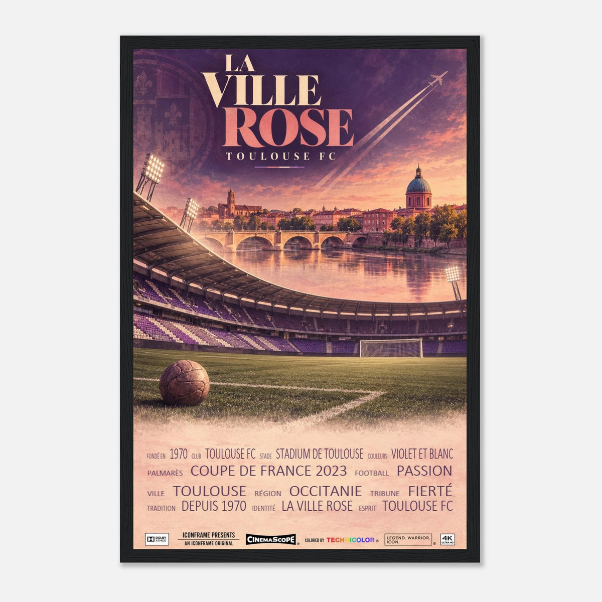 FC Toulouse Poster „La Ville Rose“ – 30 × 45 cm, mit schwarzem Holzrahmen