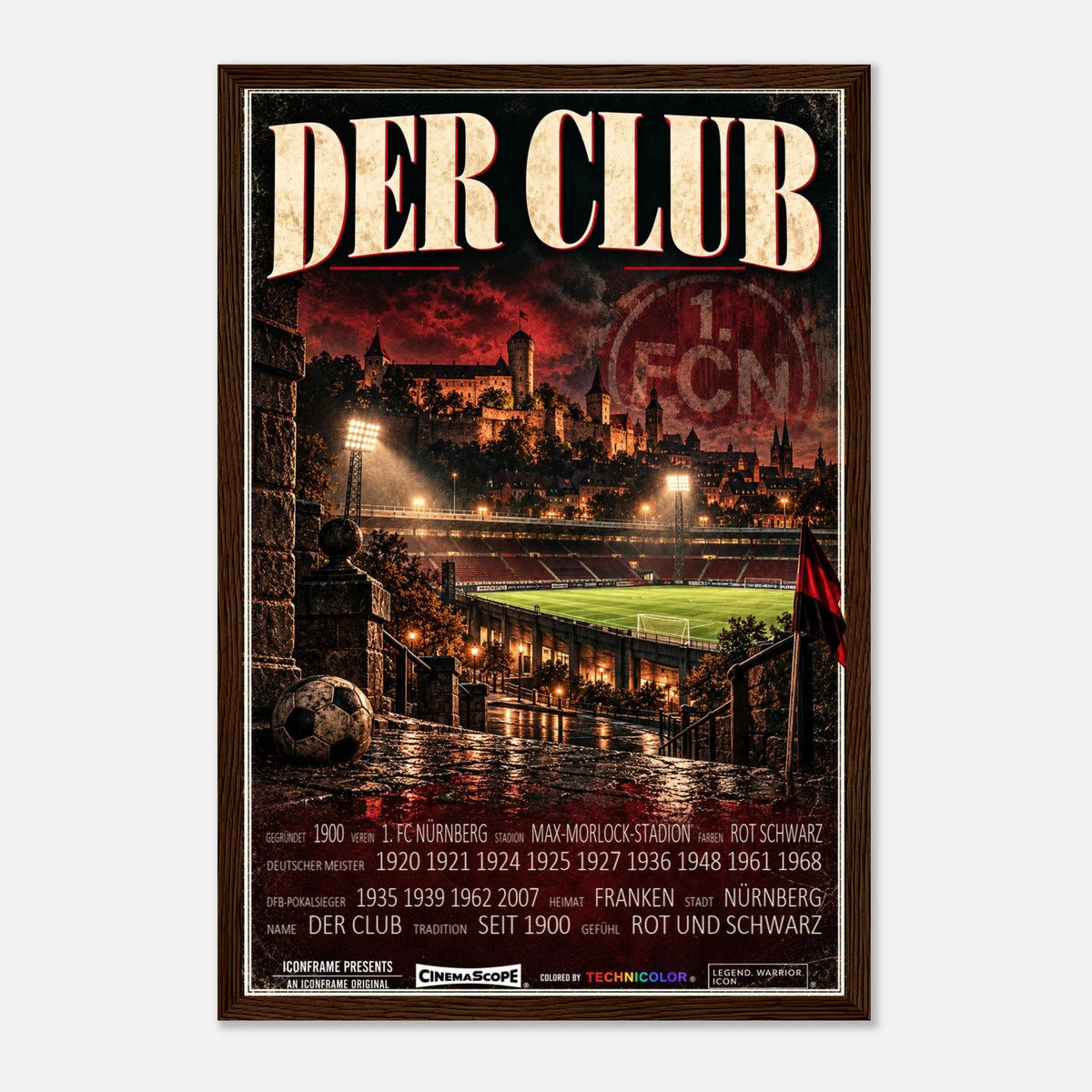 1. FC Nürnberg Poster „Der Club“ – 30 × 45 cm, mit dunkelbraunem Holzrahmen vor hellem Hintergrund